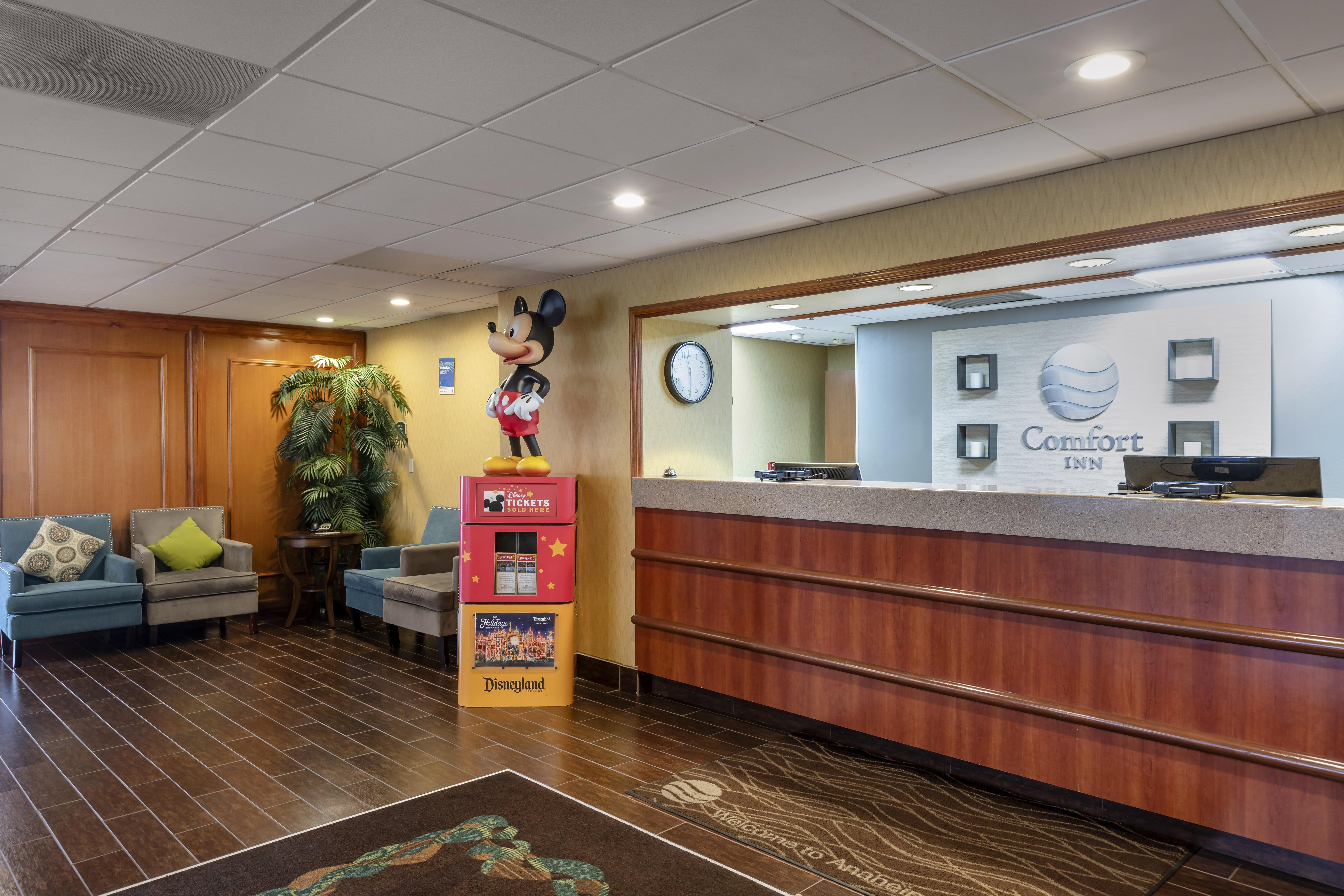 Comfort Inn Anaheim Resort Екстериор снимка